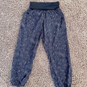 Lululemon joggers